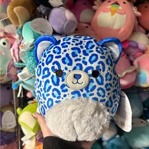 Plum the blue snow leopard squishmallow NWT 7in